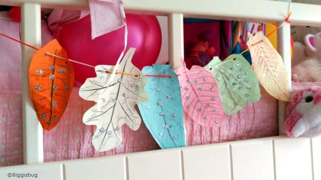 Leaf rubbing craft - Tea Time Monkeys