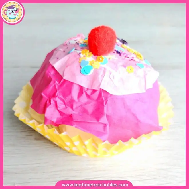Easy Cupcake Craft – Play Food
